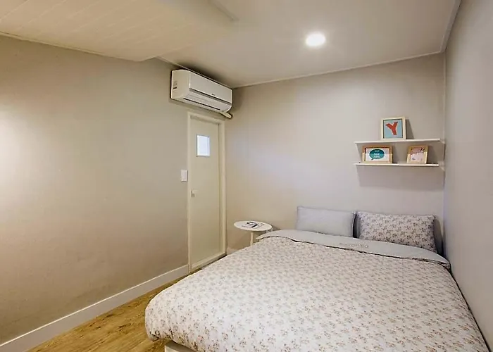Vanilla 1 Dongdaemun Хостел